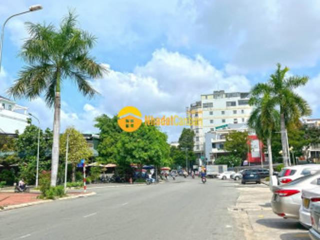Cho thuê nhà 4 tầng mặt tiền kdmb trần trọng cung, quận 7