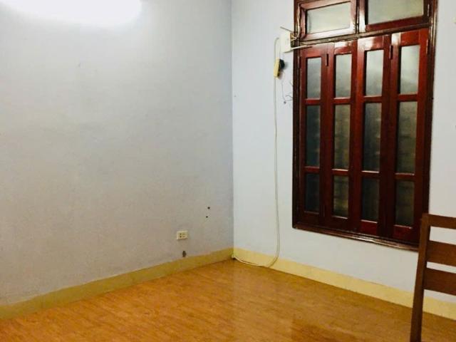 Cho thuê nhà 4 tầng số 42 ngõ 88 hoàng như tiếp phường bồ để quận long biên hà nội