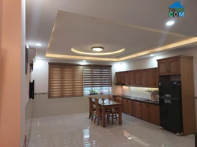 Cho thuê nhà hẻm phường Tân Thuận Đông 17 triệu