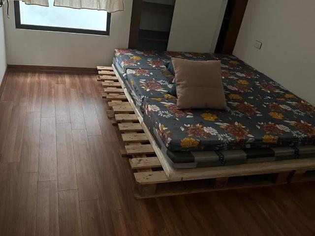 Cho thuê nhà Lạc Long Quân Tây Hồ, 40m2, 5 tầng, 6 ngủ, 14tr