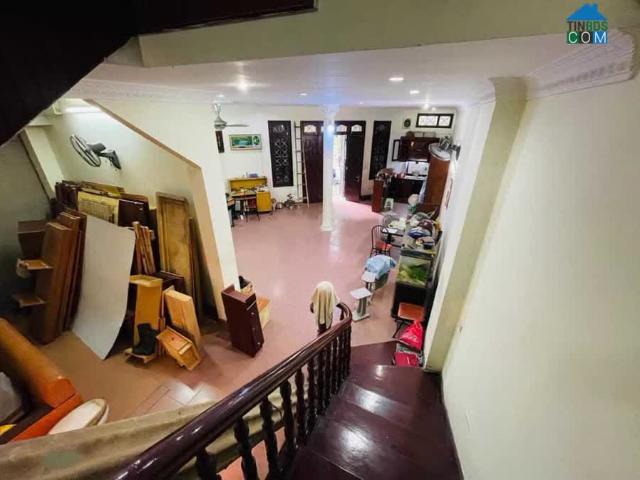 Cho thuê nhà lô góc Tam Trinh ngõ oto tránh Hoàng Mai 80m 4 tầng 23 triệu kinh doanh