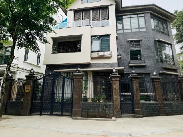 Cho thuê nhà, Lò Đúc, Hòa Mã, Hàm Long, Hai Bà Trưng, 165m2x 3T 32 tr
