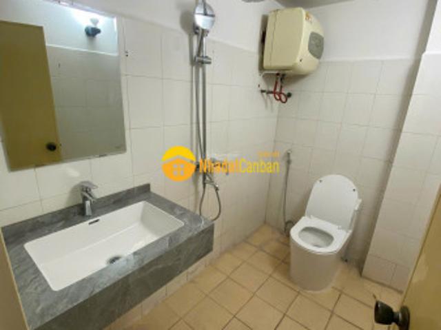 Cho thuê nhà làm chdv ngõ 22 mạc thái tông, cầu giấy 40m x 5t, 8pn4vs giá 27 triệu