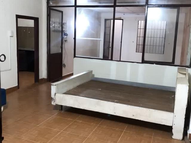 Cho thuê nhà mặt phố nguyên căn 100m2, 3 phòng ngủ, 2 vệ sinh… hẻm Sương Nguyệt Ánh