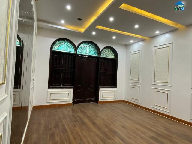 Cho thuê nhà mặt phố Bà Triệu, Liên Bảo, Vĩnh Yên, Vĩnh Phúc. Giá chỉ 15 triệu/ tháng