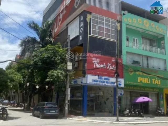 Cho thuê nhà mặt phố khu vực nút giao Hoàng Hoa Thám – Lạc Long Quân – Thụy Khuê – Võ Chí Công
