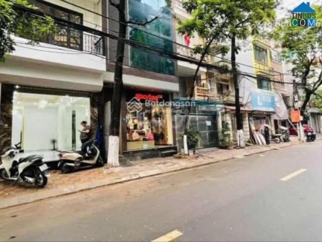 Cho thuê nhà mặt phố tại ngã tư Sơn Tây – Kim Mã, Ba Đình, Hà Nội