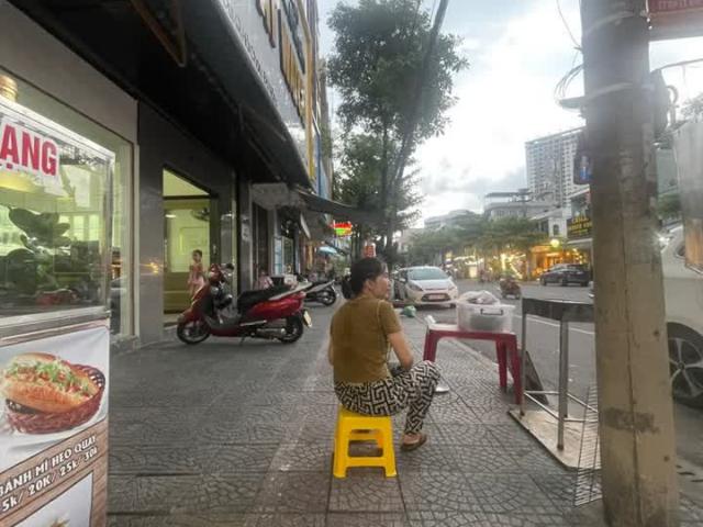 Cho thuê nhà mặt tiền nguyên căn đường đống đa hải châu đà nẵng giá 10tr