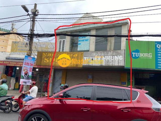 Cho thuê nhà mặt tiền đường thoại ngọc hầu quận tân phú. Dt5x6m. Giá 20 triệu