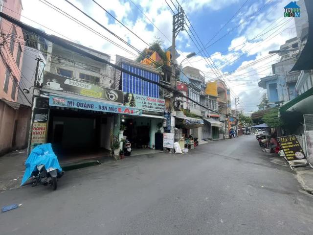 Cho thuê nhà mặt tiền Đỗ Tấn Phong, P. 9, 4x16m, 1 trệt, 1 lầu, 16tr