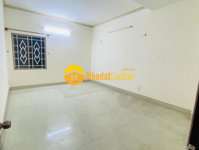 Cho thuê nhà mặt tiền tạ quang bửu, p4, q8, 4x20m, trệt lửng 4 lầu, 27trth
