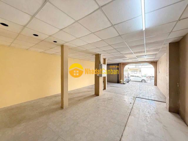 Cho thuê nhà mặt tiền trần hưng đạo đối diện bệnh viện tim mạch ngang 6.5m