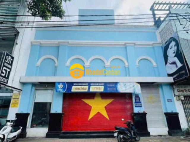 Cho thuê nhà mặt tiền trần hưng đạo ngang hơn 10m gần đại học cần thơ
