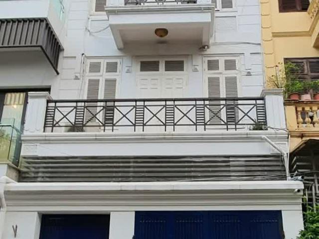 Cho thuê nhà mới chính chủ nguyên căn 45m2 4.5T, Nhà hàng, VP, KD, Lý Nam Đế 30Tr