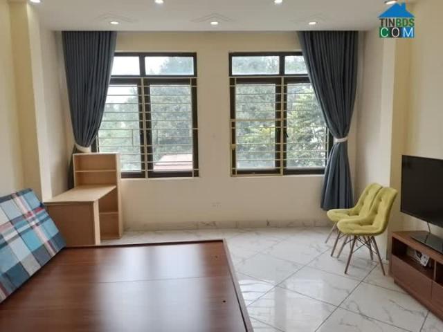 Cho thuê nhà mới chính chủ 80m2x4T, KD, VP, Nhà hàng, Đội Cấn 20Tr