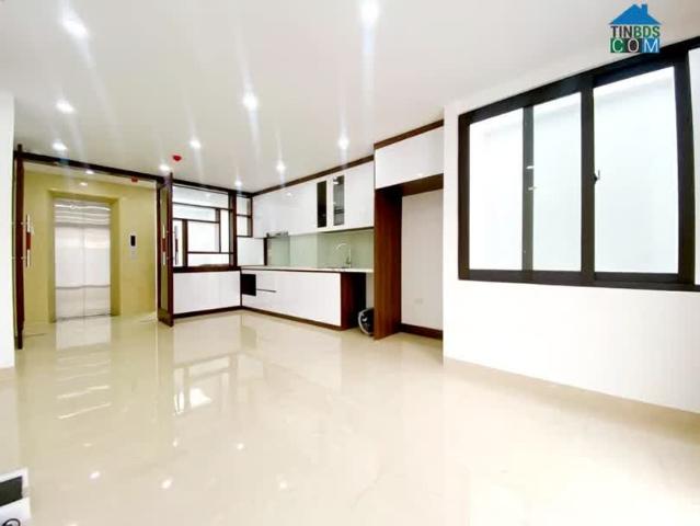 Cho thuê nhà mới chính chủ 80m2x4T, KD, VP, Nhà hàng, Nguyễn Thái Học 20Tr
