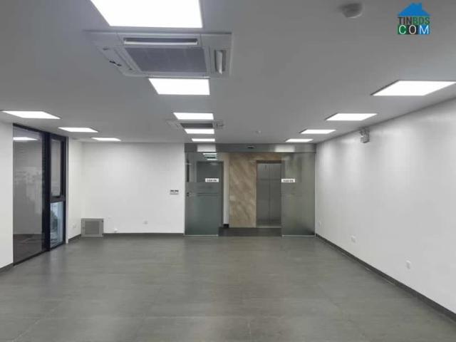 Cho thuê nhà mới chính chủ 80m2x4T, KD, VP, Nhà hàng, Phan Đình Phùng 20Tr