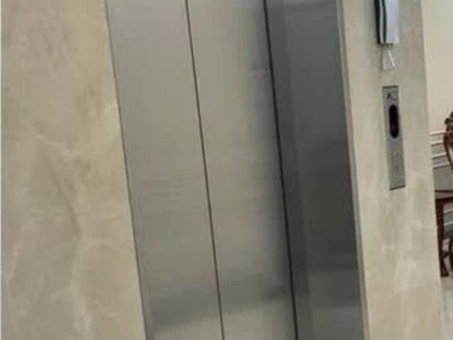 Cho thuê nhà mới, hai mặt tiền, 94m2_ 4T  vỉa hè, Phố Trần Nhân Tông 31 Tr