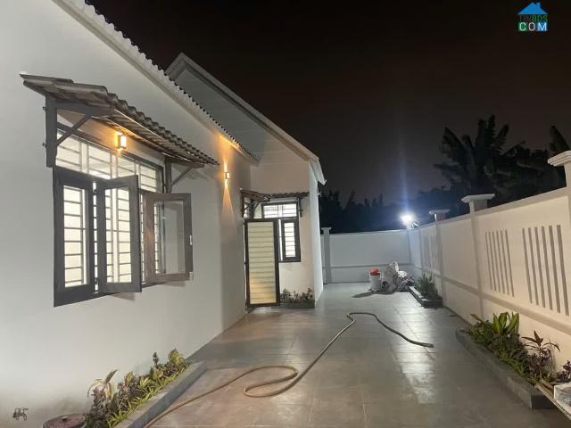 Cho Thuê Nhà Mới 100%, 200m2, 1 Tầng, 2pn, Đường Đỗ Văn Dậy, Xã Tân Hiệp, Hóc Môn, HCM