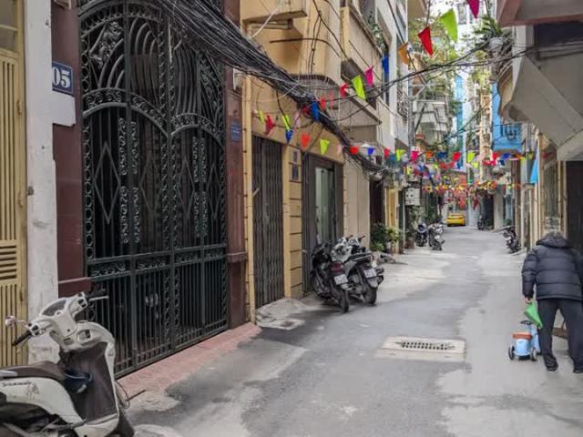 Cho thuê nhà Nguyễn Ngọc Nại, Diện tích 100m x 6 tầng, Mặt tiền 4.5m, giá 40 triệu