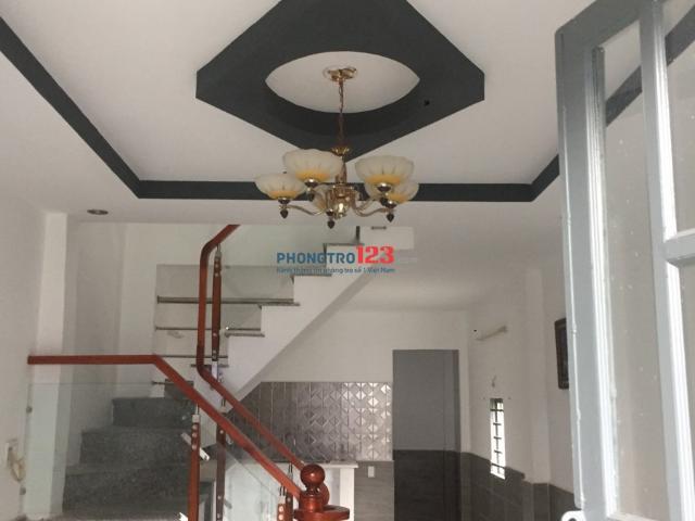 Cho thuê nhà nguyên căn 42m2 Lê Văn Lương