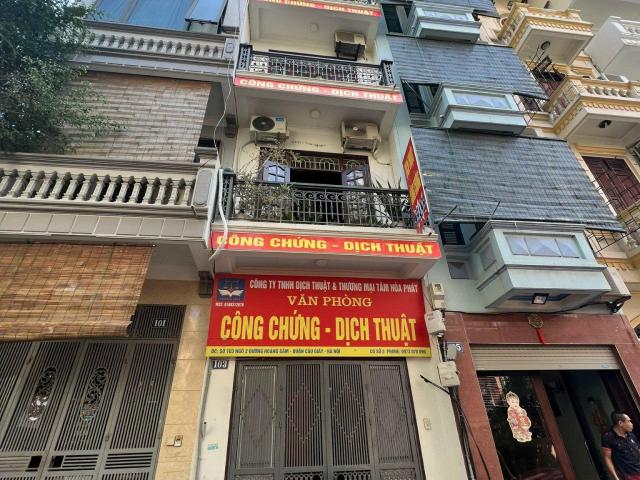 Cho thuê nhà nguyên căn 5 tầng, 6 ngủ, 5WC phố Hoàng Sâm hợp ở gia đình, làm văn phòng