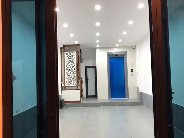 Cho thuê nhà nguyên căn 6 tầng thang máy 103 Trương Định, 40m2, 4PN, 19 Triệu