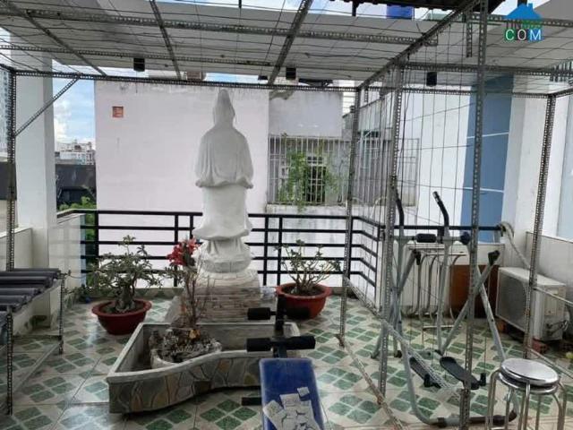 Cho thuê nhà nguyên căn 3 tầng, có sân thượng – Gò Vấp