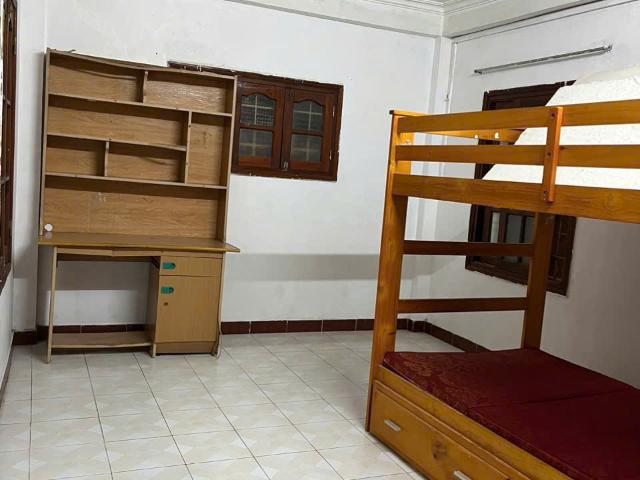 Cho thuê nhà nguyên căn trong khu tập thể trường đhbk hai bà trưng, hà nội giá 7tr