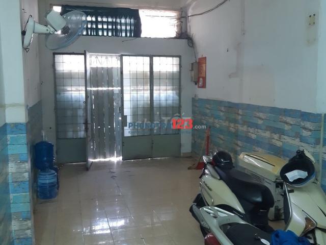 Cho Thuê nhà Nguyên Căn! Võ Văn Tần 4 phòng ngủ, giá 12 triệu