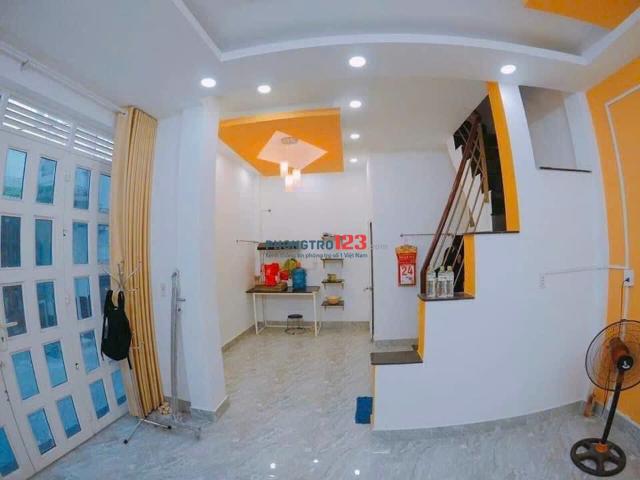 Cho thuê nhà nguyên căn đc: 48/15/16 Hồ Biểu Chánh, Q. Phú Nhuận