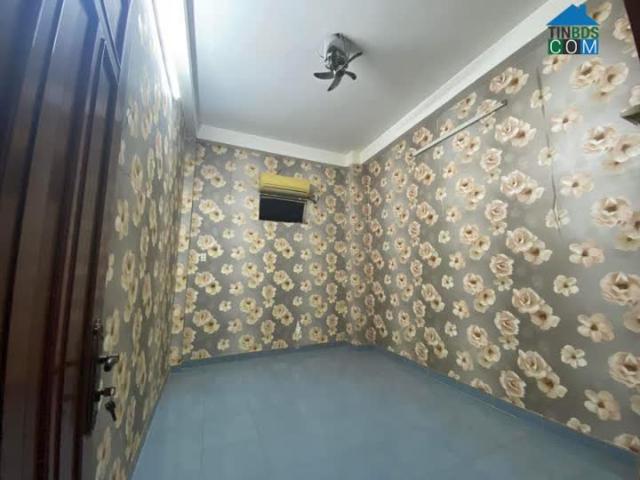 Cho thuê nhà nguyên căn gần chợ Tân Mỹ 2 lầu 18 triệu