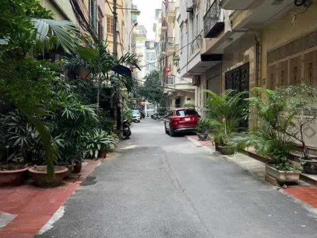 Cho thuê nhà nguyên căn khu chia lô Văn Phòng Chính Phủ Liễu Giai Ba Đình Hà Nội. Giá 28 triệu