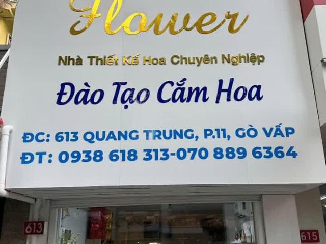 Cho thuê nhà nguyên căn mặt tiền đường 613
