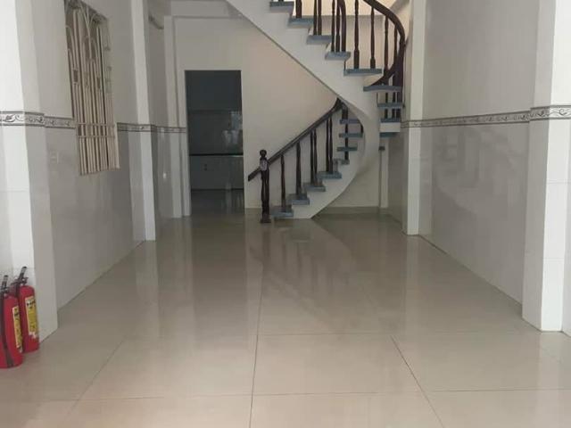 Cho thuê nhà nguyên căn mặt tiền đường số 53 gần Lâm Văn Bền, phường Bình Thuận, Quận 7