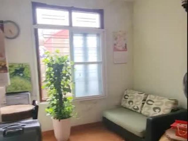 Cho thuê nhà nguyên căn ngõ 164 Đê La Thành Nhỏ, Đống Đa, Hà Nội. 12tr/tháng
