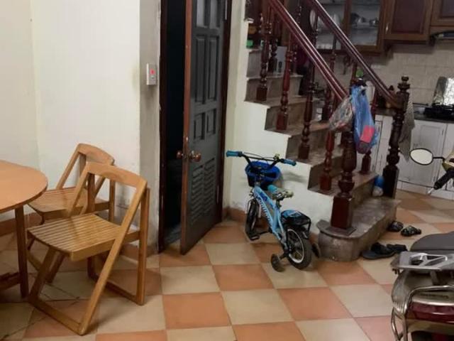 Cho thuê nhà nguyên căn Ngõ 211 Khương Trung, thanh xuân 35m2 x 4 tầng, 3 ngủ, 10 Triệu
