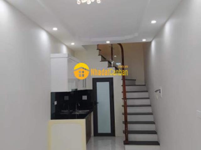 Cho thuê nhà nguyên căn ngõ minh khai, hai bà trưng 28m x 4t giá 7.5 triệu, ở nhóm