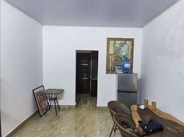 Cho thuê nhà nguyên căn ngõ phố Thợ Nhuộm Hoàn Kiếm 30m x 3T giá 13.5 triệu full đồ