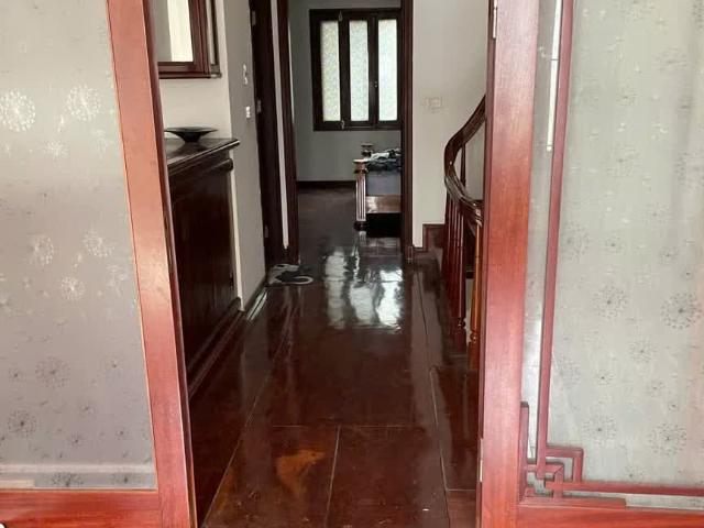 Cho Thuê Nhà Nguyên Căn Phố Trân Khát Chân Hai Bà Trưng