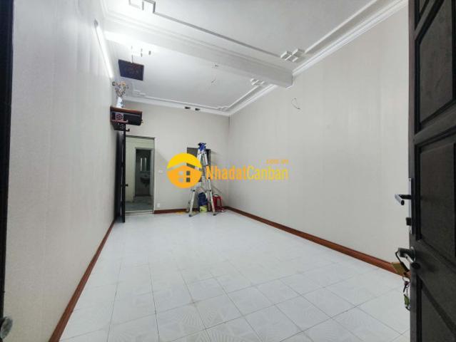 Cho thuê nhà nguyên căn phố cát linh, đống đa, nhà đẹp gần phố, 2 ngủ2wc