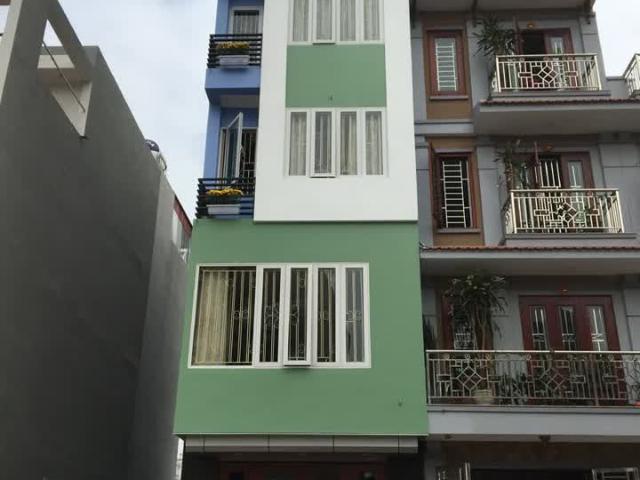 Cho thuê nhà ngõ 63 Cổ Linh, Thạch Bàn, Long Biên full thổ cư