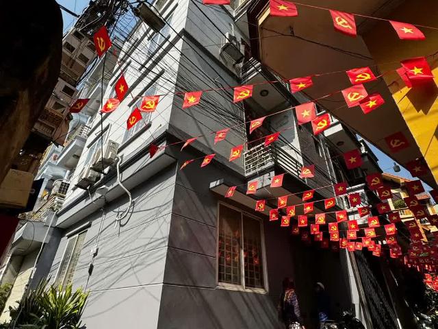 Cho thuê nhà ngõ 66 Hưng Phúc, 4 tầng x 40m², 4 phòng ngủ, 9 triệu