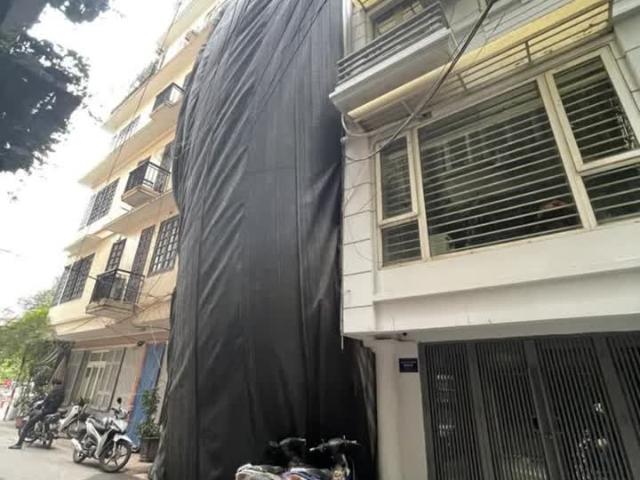 Cho thuê nhà ngõ ô tô 59 Hoàng Cầu, gần vườn hoa 1 6, Đống Đa 45m x 4T giá 17tr