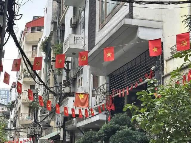 Cho thuê nhà ngõ Ô TÔ KINH DOANH Huỳnh Thúc Kháng Đống Đa 50m x 4T giá 18 triệu