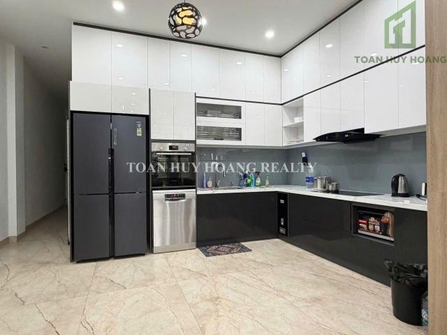 CHO THUÊ NHÀ ĐẸP 4 TẦNG TẠI HÒA XUÂN – 5 PHÒNG NGỦ, FULL NỘI THẤT