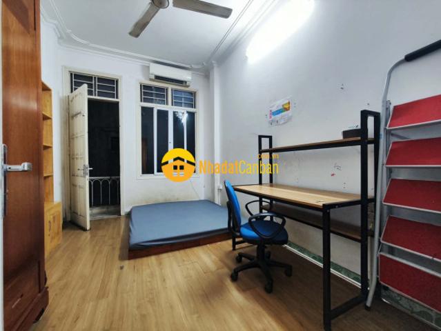 Cho thuê nhà phố đội cấn, liễu giai, ba đình, sẵn nôi thất, ngõ thông, 15m ra ô tô