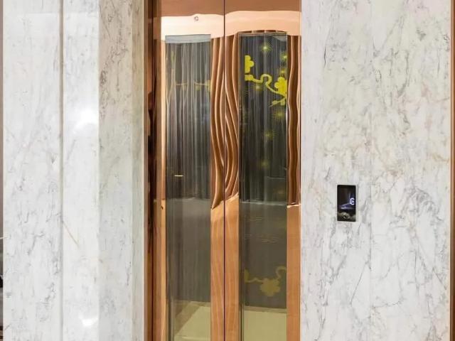 Cho thuê nhà, Quang Trung, Vỉa hè, Thang máy, pccc, 76m2x 5T *40 Tr