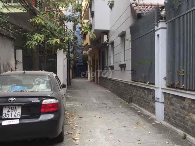 Cho thuê nhà riêng 4,5 tầng đường Cầu Giấy, Hà Nội