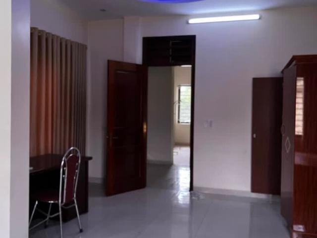 Cho thuê nhà riêng 5 phòng ngủ khép kín tại Liên Bảo, Vĩnh Yên